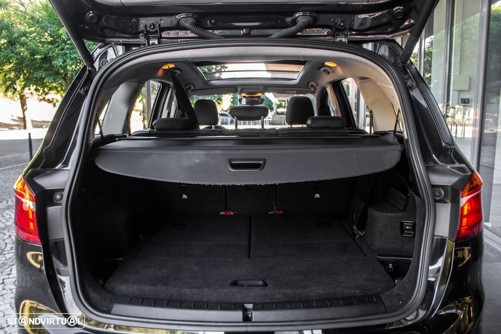 BMW 216 Gran Tourer d Aut. - 30