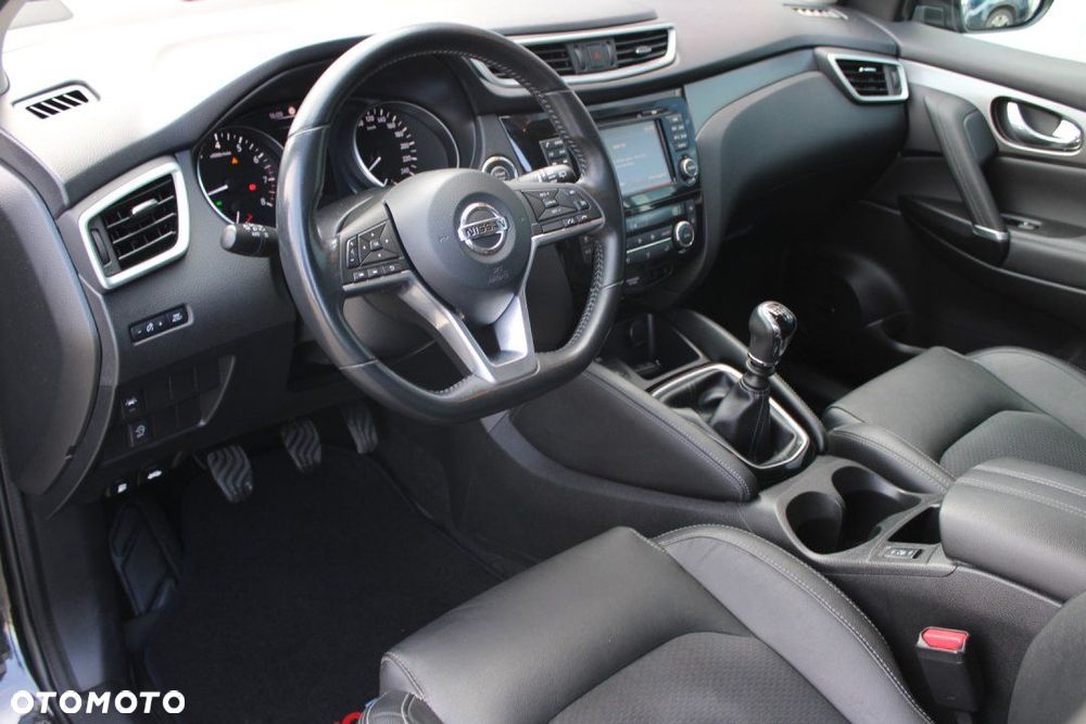 Nissan Qashqai - 14