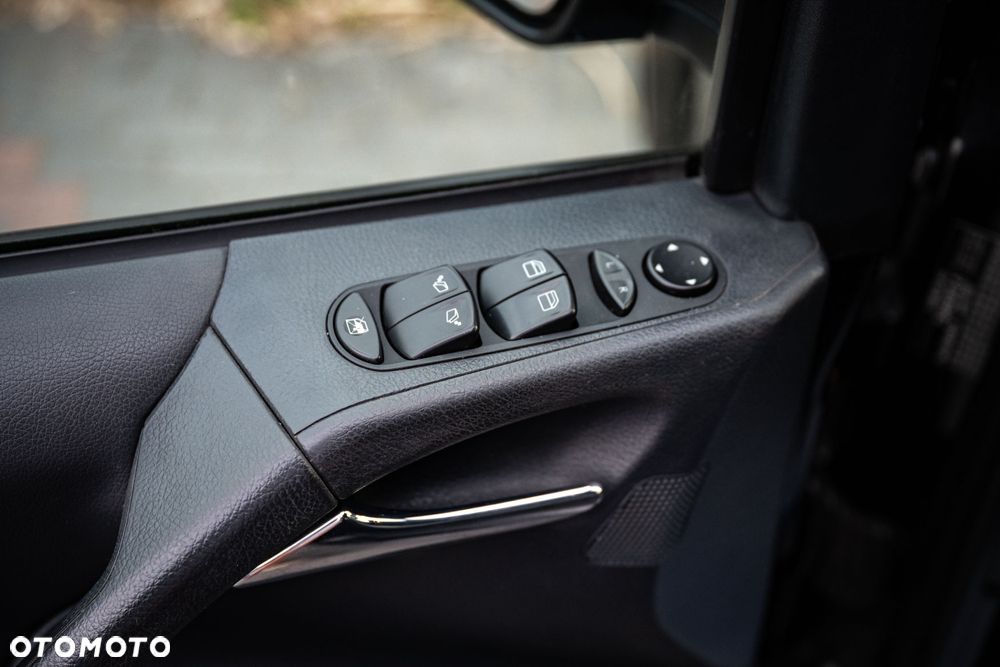 Mercedes-Benz Viano 2.0 CDI Trend (ekstra d³) - 11