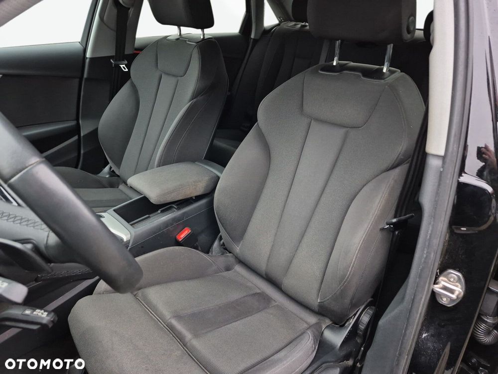 Audi A4 Limousine 35 TFSI S tronic - 39