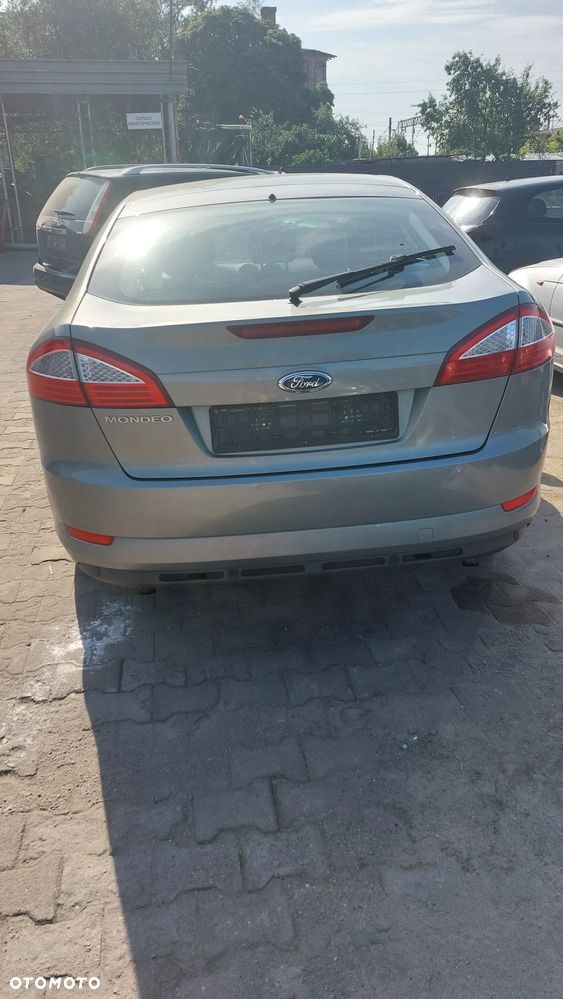 Ford mondeo MK4 2007 benzyna na części lampa klapa drzwi szyby silnik skrzynia lusterko tapicerka - 4