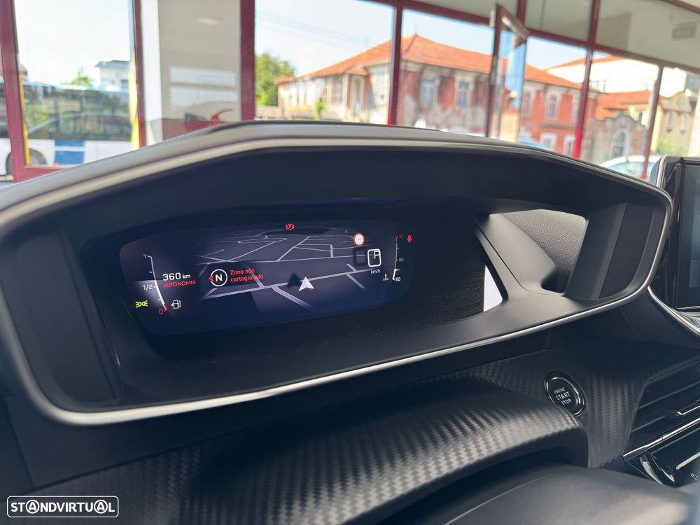 Peugeot 2008 1.5 BlueHDi Allure Pack EAT8 - 4