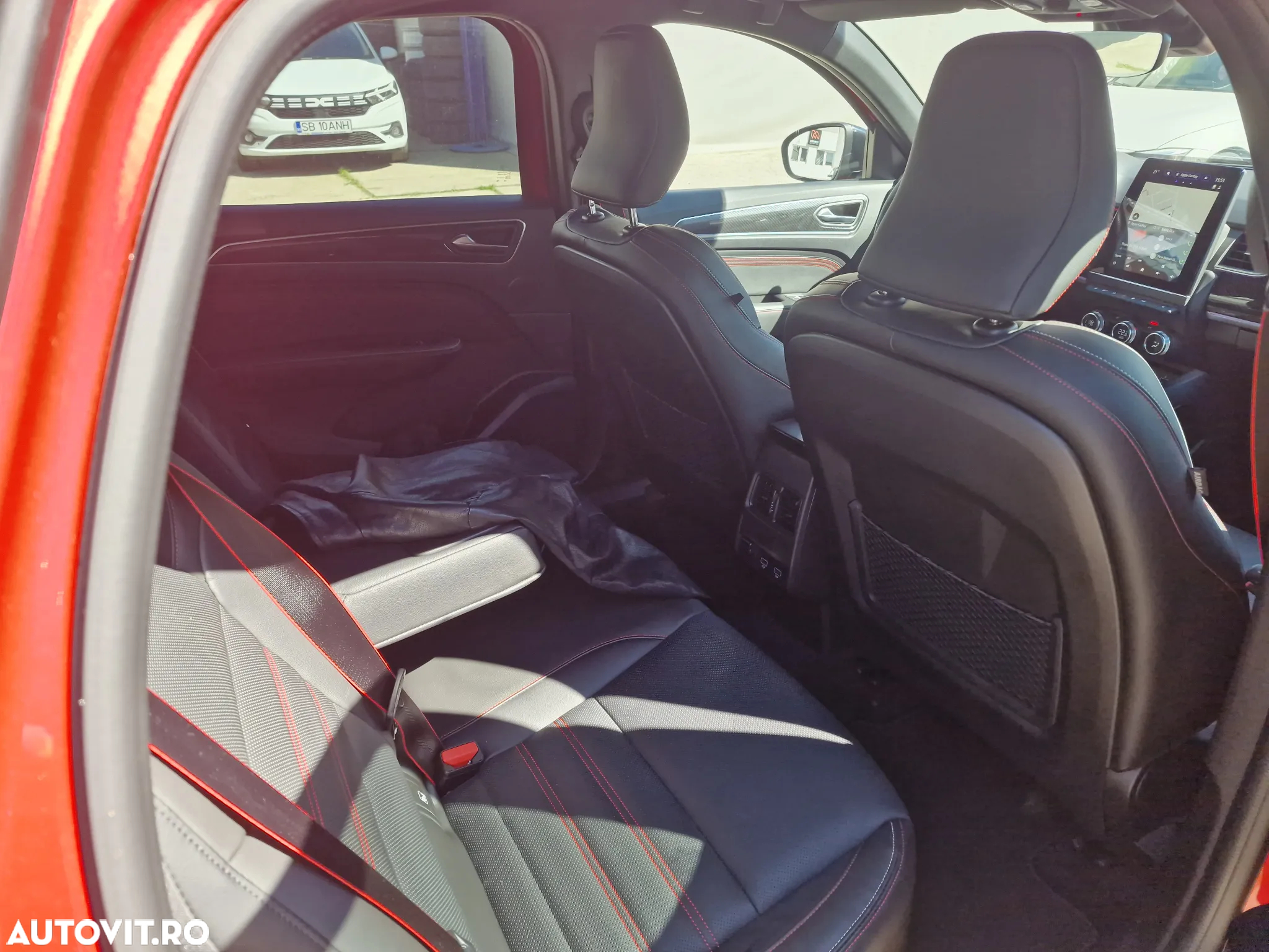 Renault Arkana TCe Mild Hybrid 160 EDC R.S. LINE - 15