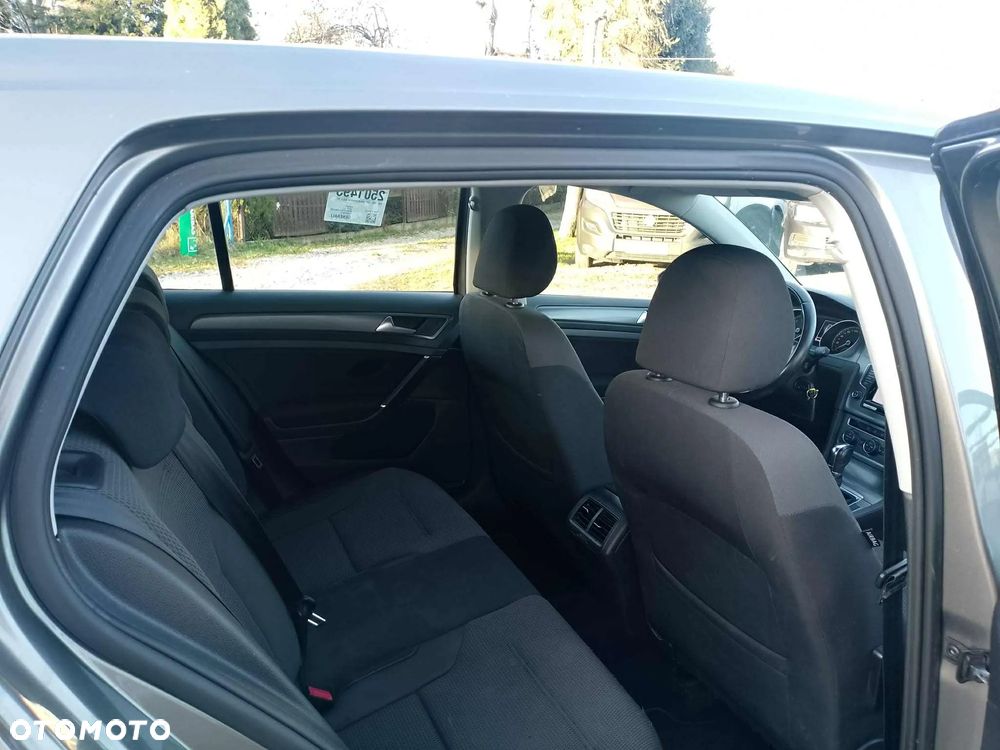 Volkswagen Golf 1.6 TDI BlueMotion Technology DSG Trendline - 13