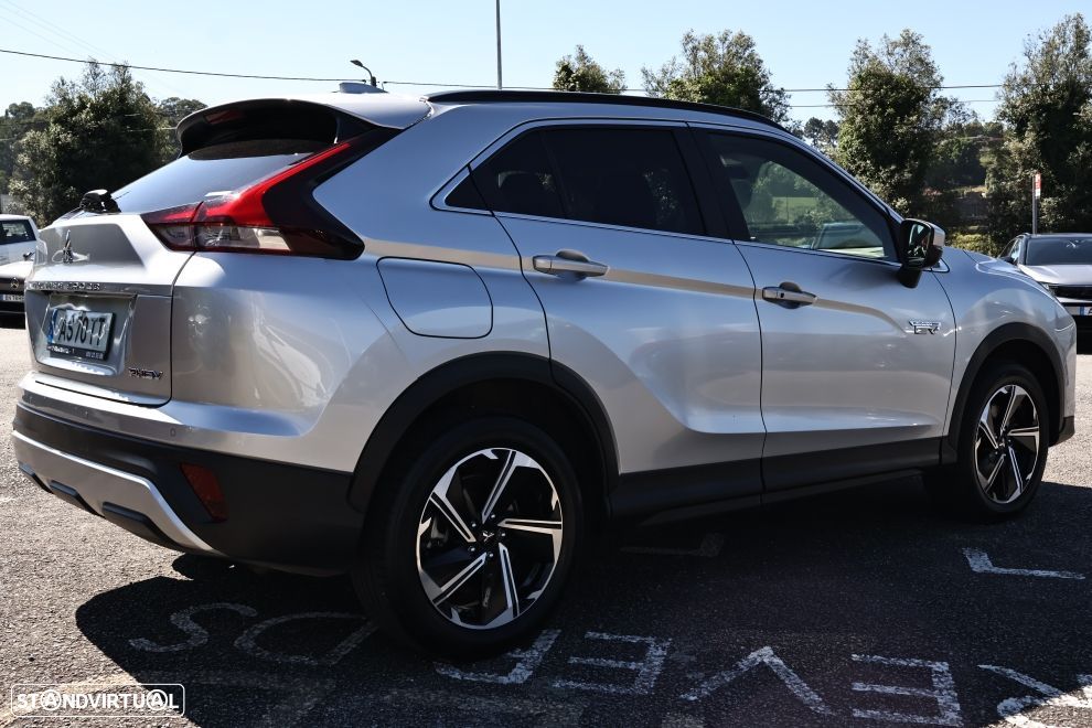 Mitsubishi Eclipse Cross 2.4 PHEV eMotion - 3