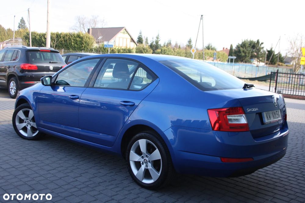 Skoda Octavia 2.0 TDI Premium Edition - 34