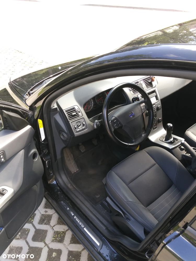 Volvo S40 1.8 Momentum - 13