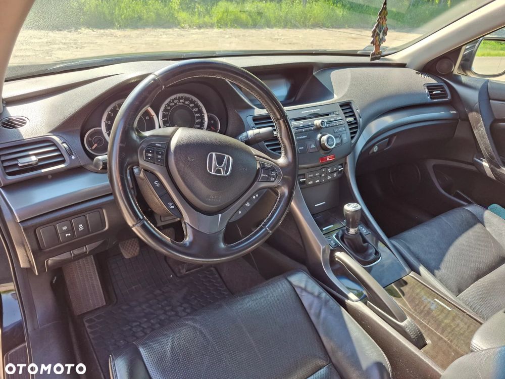 Honda Accord 2.0 Executive - 6