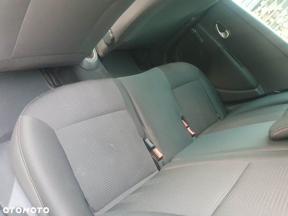 Renault Clio 1.2 16V TCE Tech Run - 7