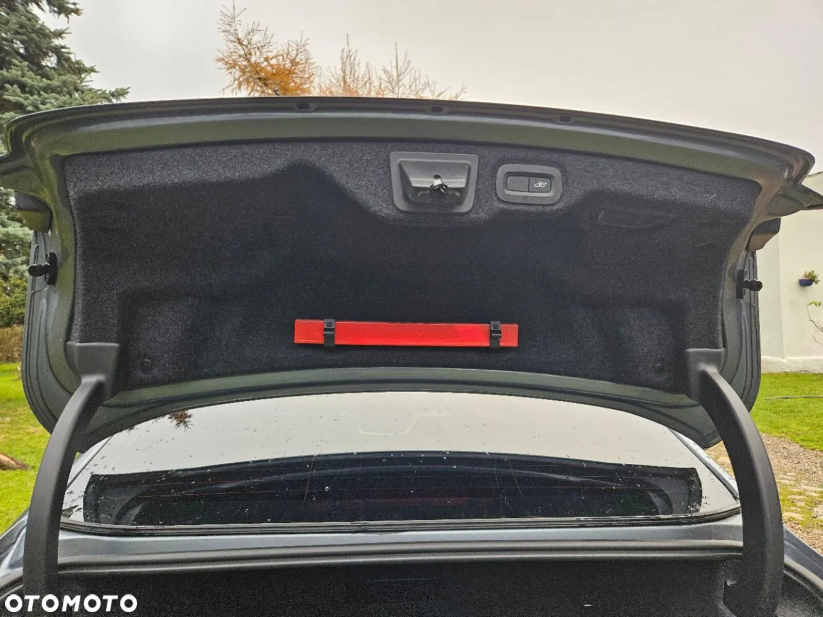 Volvo S60 T4 R-Design - 9