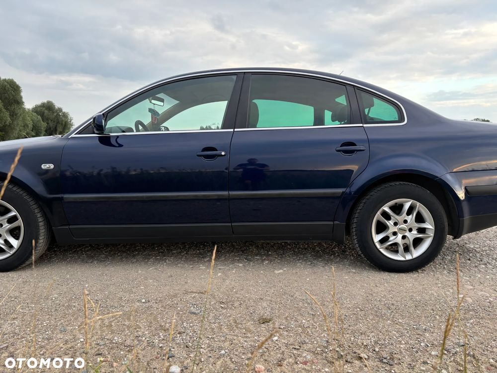 Volkswagen Passat - 5