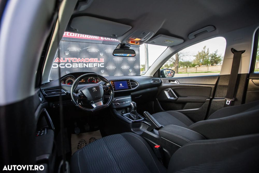 Peugeot 308 - 16