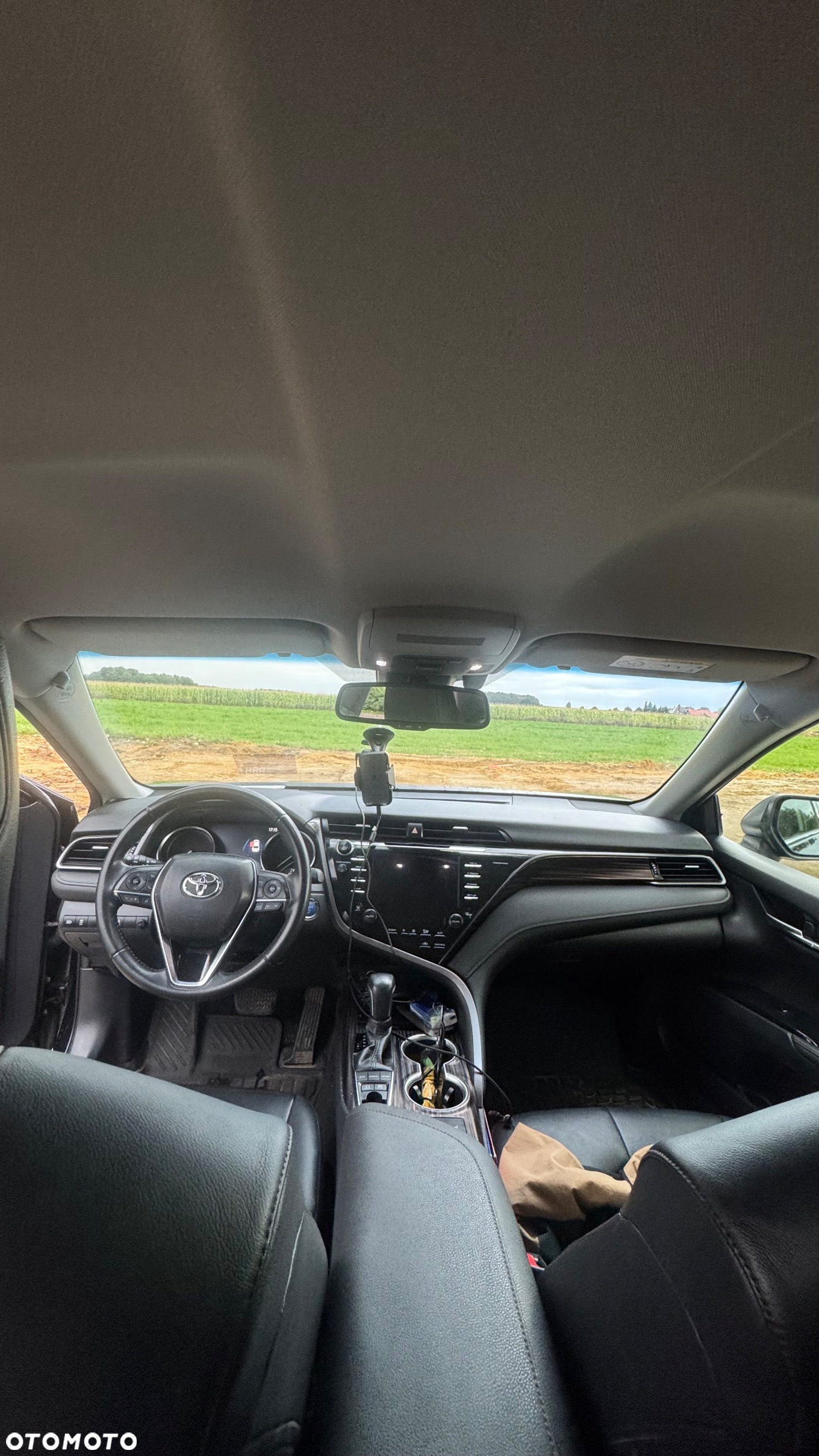 Toyota Camry 2.5 Hybrid Executive CVT - 10