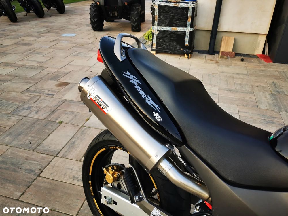 Honda Hornet - 20