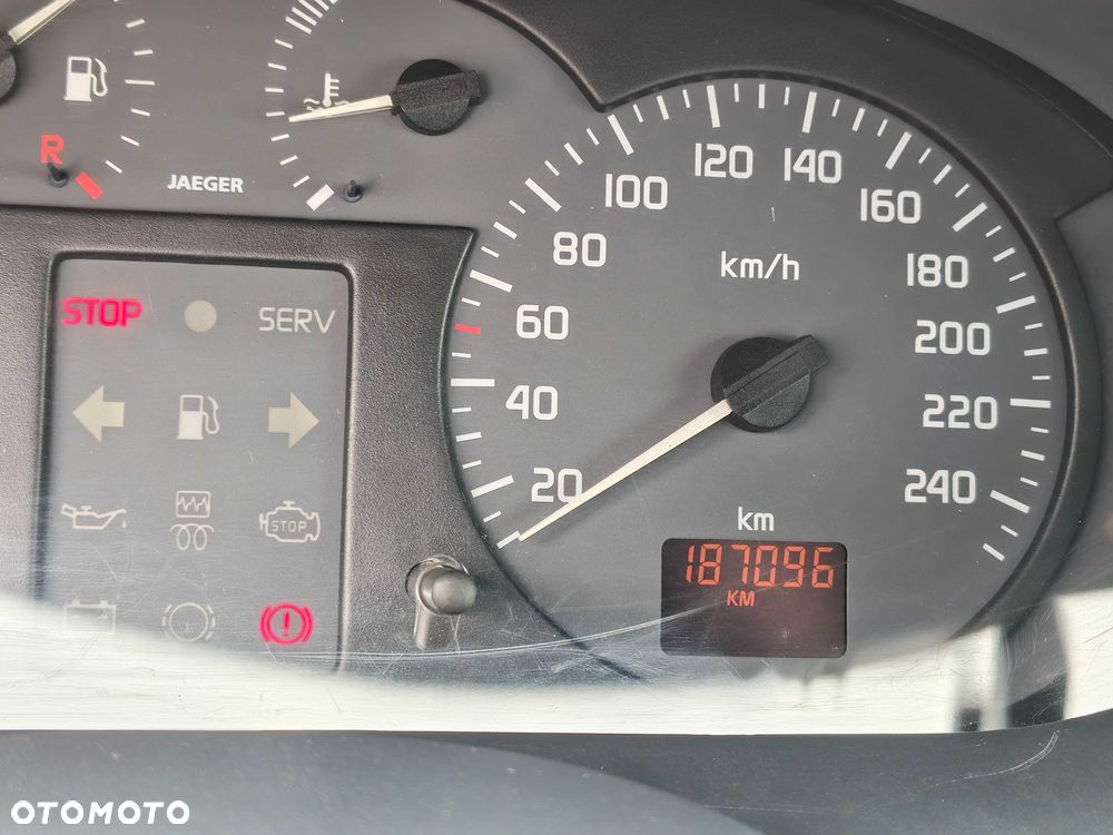 Renault Megane - 8