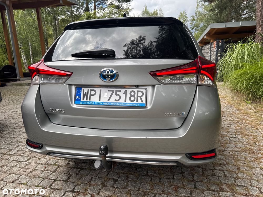 Toyota Auris Hybrid 135 Selection - 6