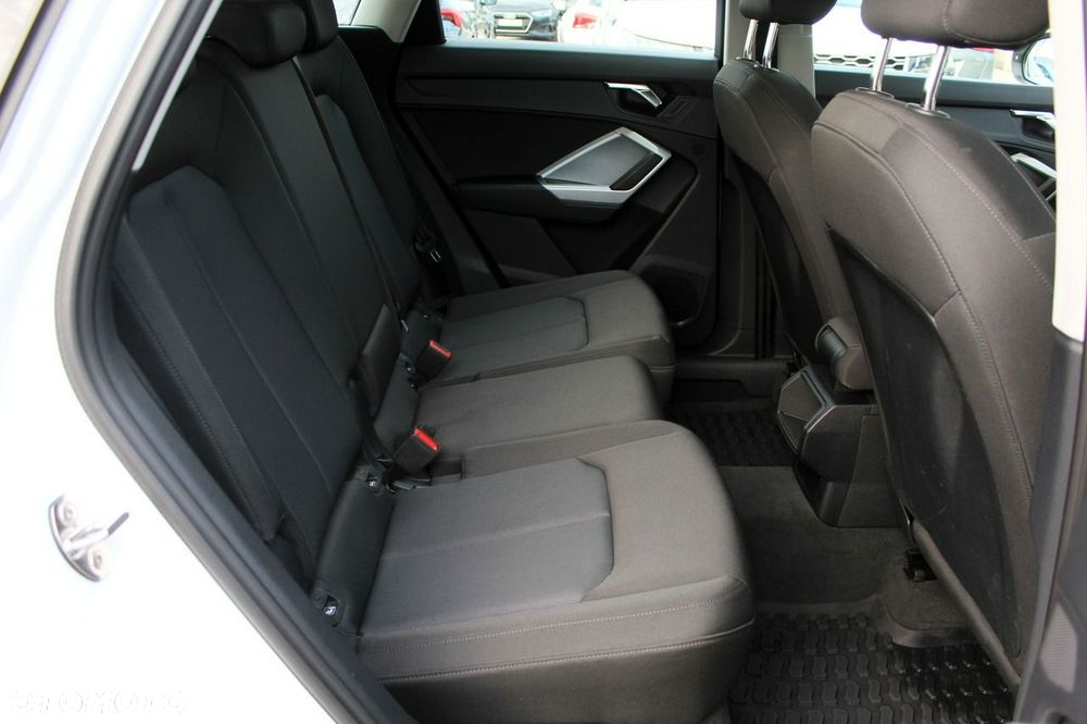 Audi Q3 40 TFSI Quattro S tronic - 13