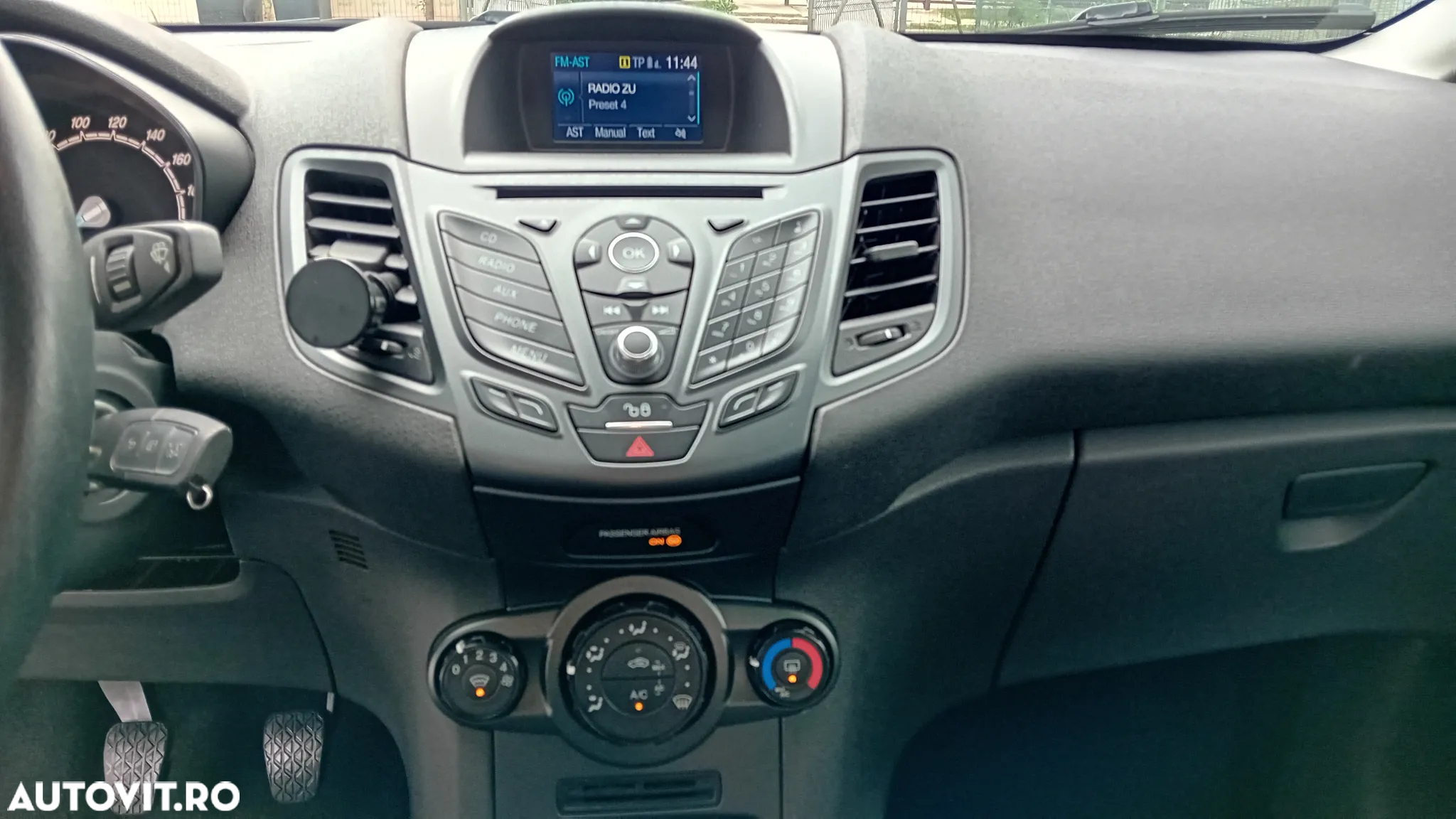 Ford Fiesta 1.0 Trend - 8