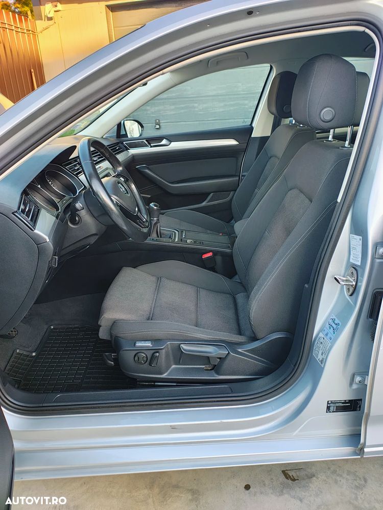 Volkswagen Passat 1.6 TDI (BlueMotion Technology) Comfortline - 20