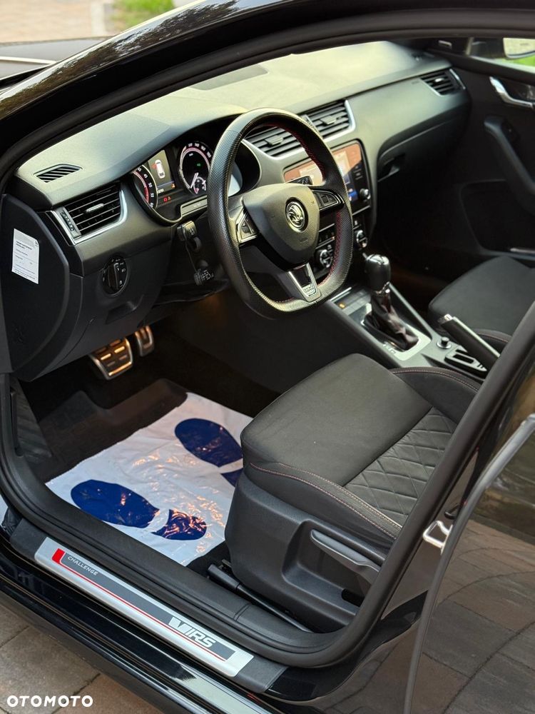 Skoda Octavia 2.0 TDI RS DSG - 6
