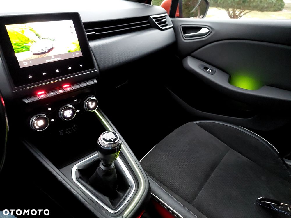 Renault Clio BLUE dCi 115 BUSINESS EDITION - 19