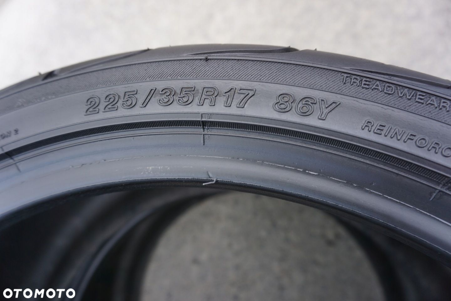 Yokohama S.drive AS01 225/35R17 86Y L584 - 8