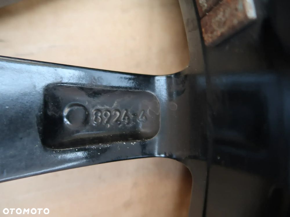 11 Felga Aluminiowa Toyota 8924-4 18" - 5