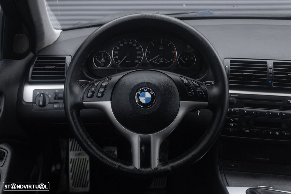 BMW 320 d Touring - 12