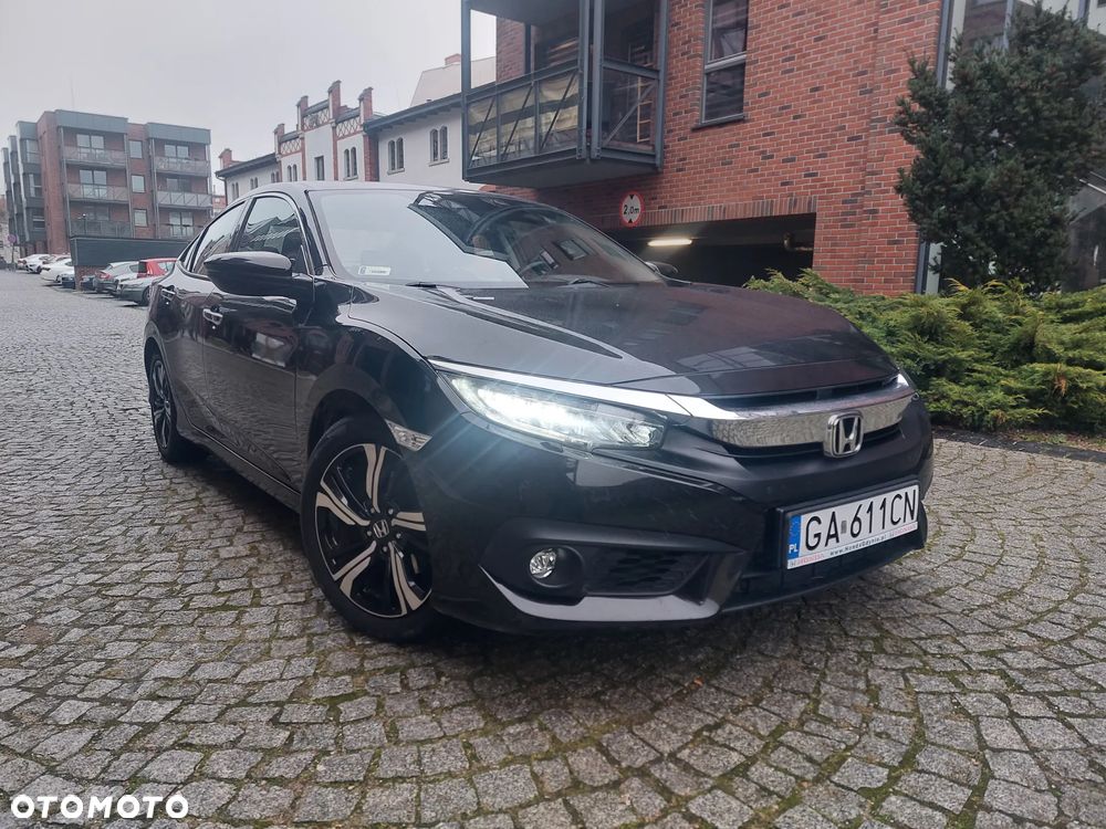 Honda Civic 1.5 T Prestige (Navi) - 2