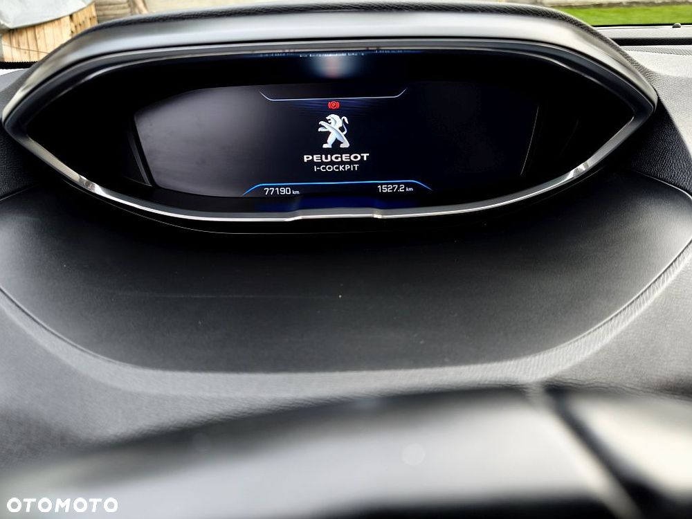 Peugeot 3008 1.2 PureTech Allure - 17