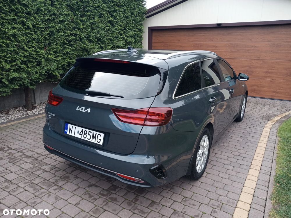 Kia Ceed 1.5 T-GDI M - 13
