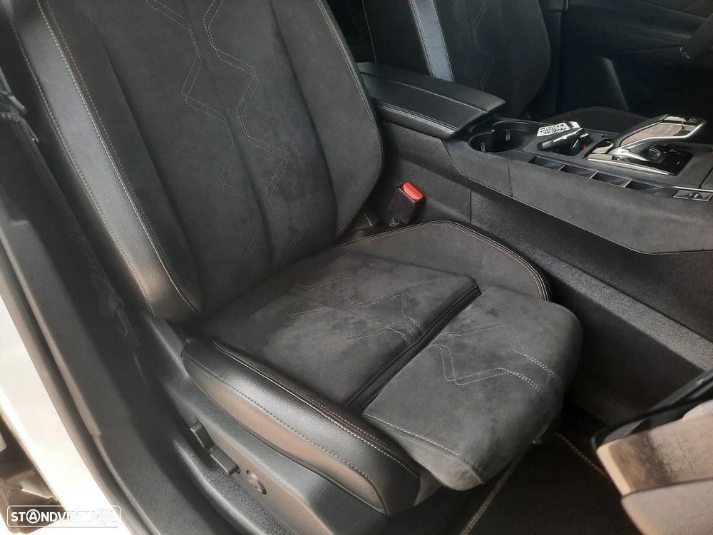 DS DS7 Crossback E-Tense Performance Line+ EAT8 - 31