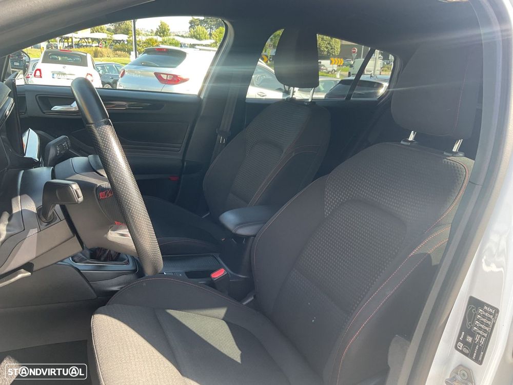 Ford Focus SW 1.0 EcoBoost MHEV ST-Line Style SIP - 19