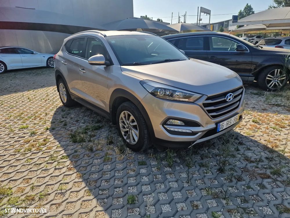 Hyundai Tucson 1.7 CRDi Executive - 3