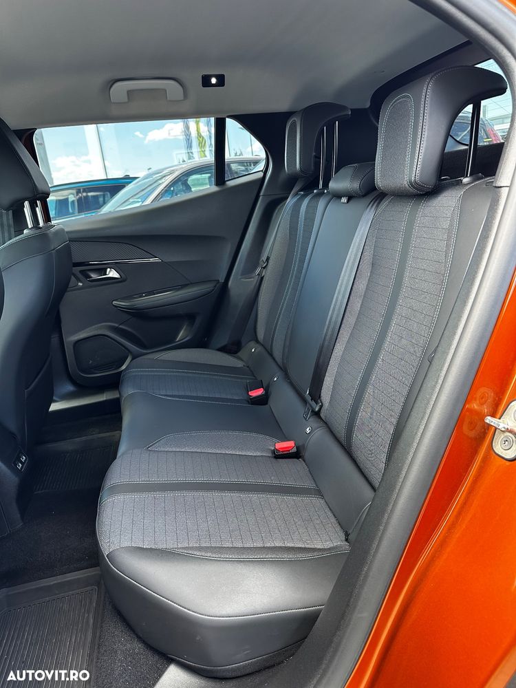 Peugeot 2008 1.5 BlueHDI STT EAT8 Allure - 7