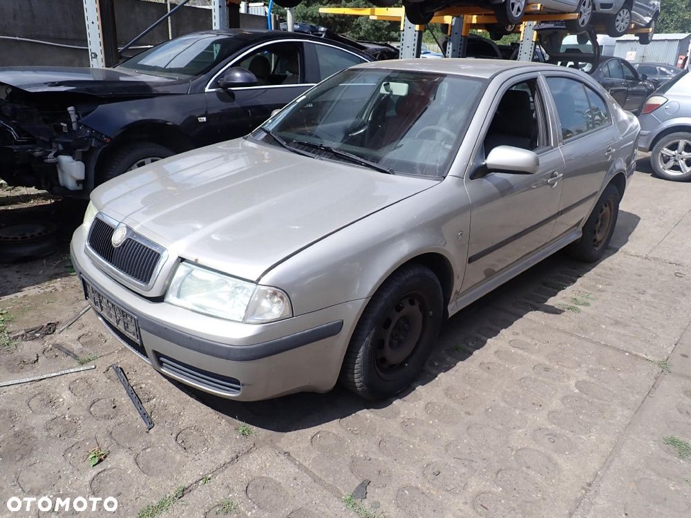 CZĘŚCI - Skoda Octavia I 1,6 102KM BFQ HB 5D LIFT 5B DUU lakier 9202 2009r. INDEX - 10209 - 1
