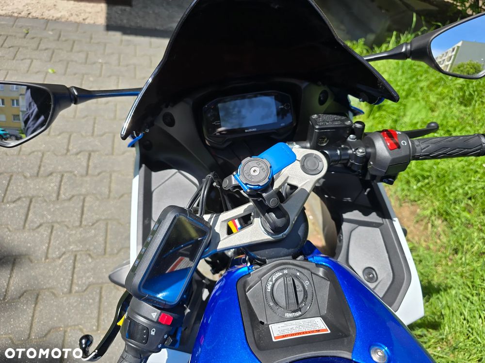 Suzuki GSX-R - 3