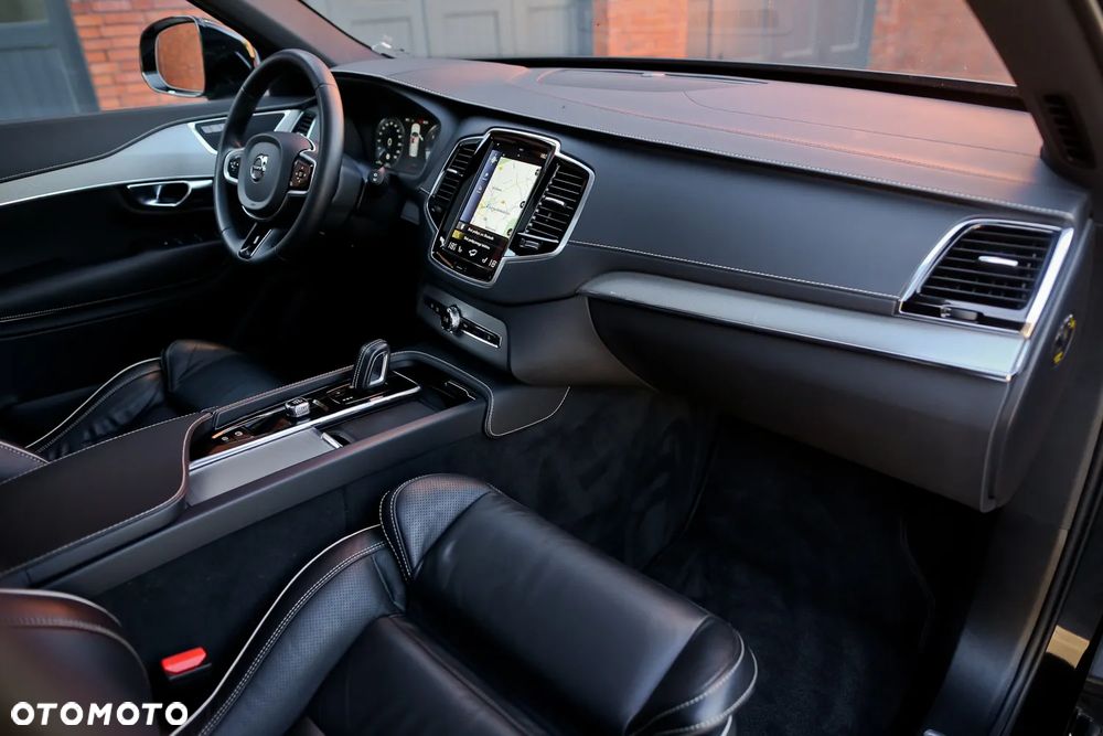 Volvo XC 90 B5 D AWD Geartronic RDesign - 25