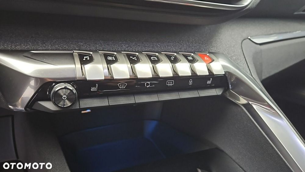 Peugeot 3008 1.5 BlueHDi Road Trip S&S - 19