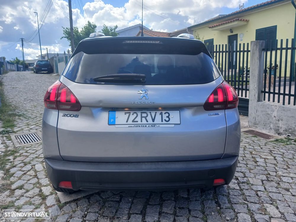 Peugeot 2008 1.6 BlueHDi Style - 2
