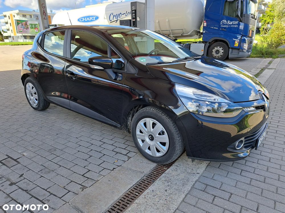 Renault Clio - 6