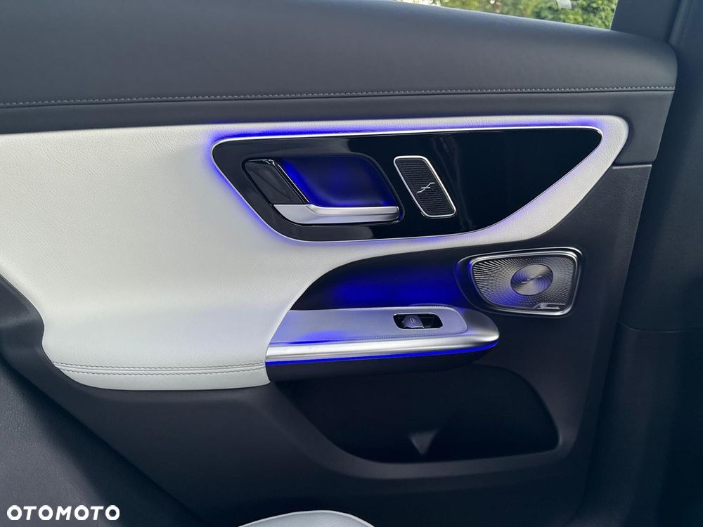 Mercedes-Benz GLC - 23