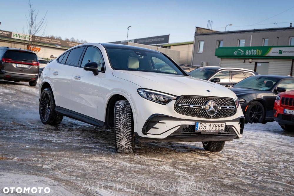 Mercedes-Benz GLC 300 4-Matic - 4