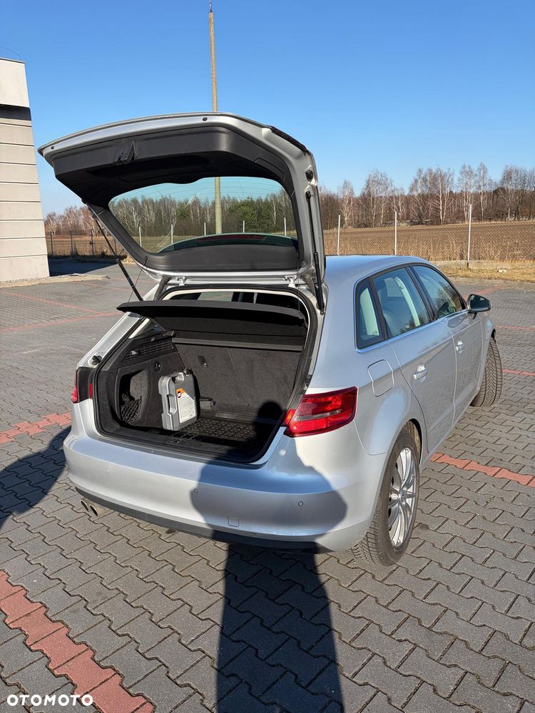 Audi A3 Sportback 1.4 TFSI Ambiente - 14