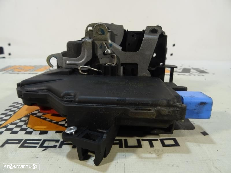 Fecho Da Porta Trás Esquerda Volkswagen Golf V (1K1)  7L0 839 015 / 99 - 5