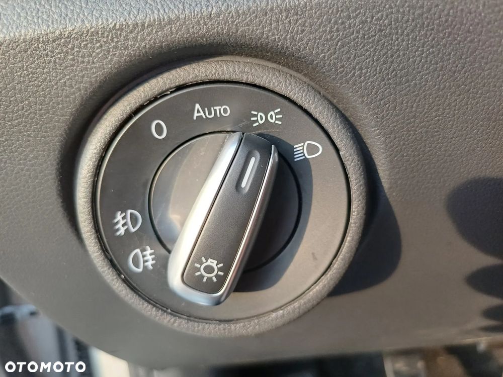 Volkswagen up! (BlueMotion Technology) high - 12