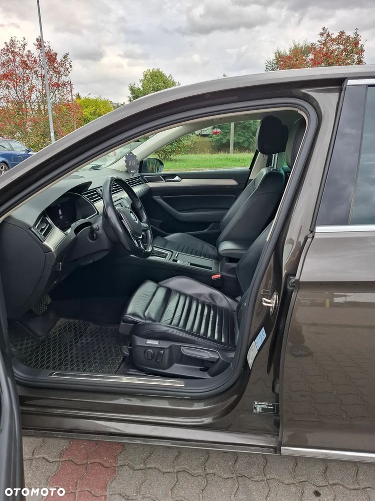 Volkswagen Passat 2.0 TDI BMT Highline DSG - 12