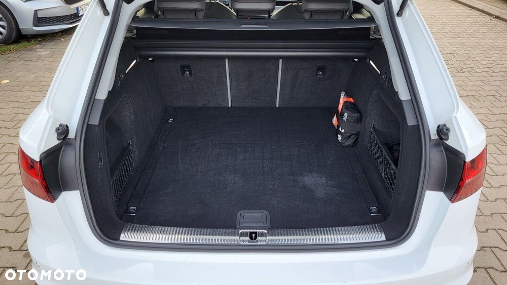 Audi A4 Avant - 17