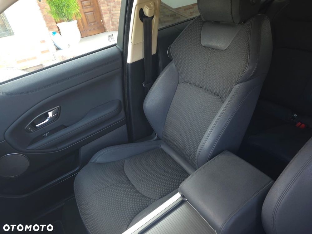 Land Rover Range Rover Evoque 2.0 D150 - 17