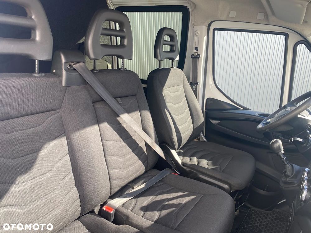 Iveco DAILY 35S15 L3H2 Brygadówka (6 os.) / Hak - 24